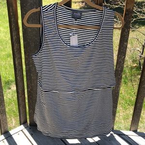 Nursing top striped tank size large NWT Milk